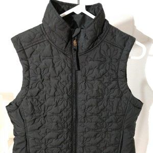 CG by Champion Small Black Women's Vest-Quilted in Flower Design Black